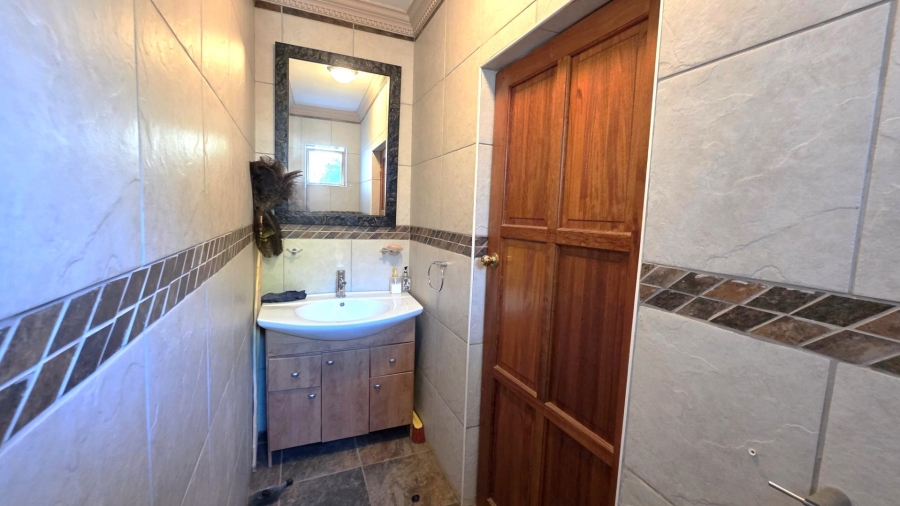 4 Bedroom Property for Sale in Ifafi North West